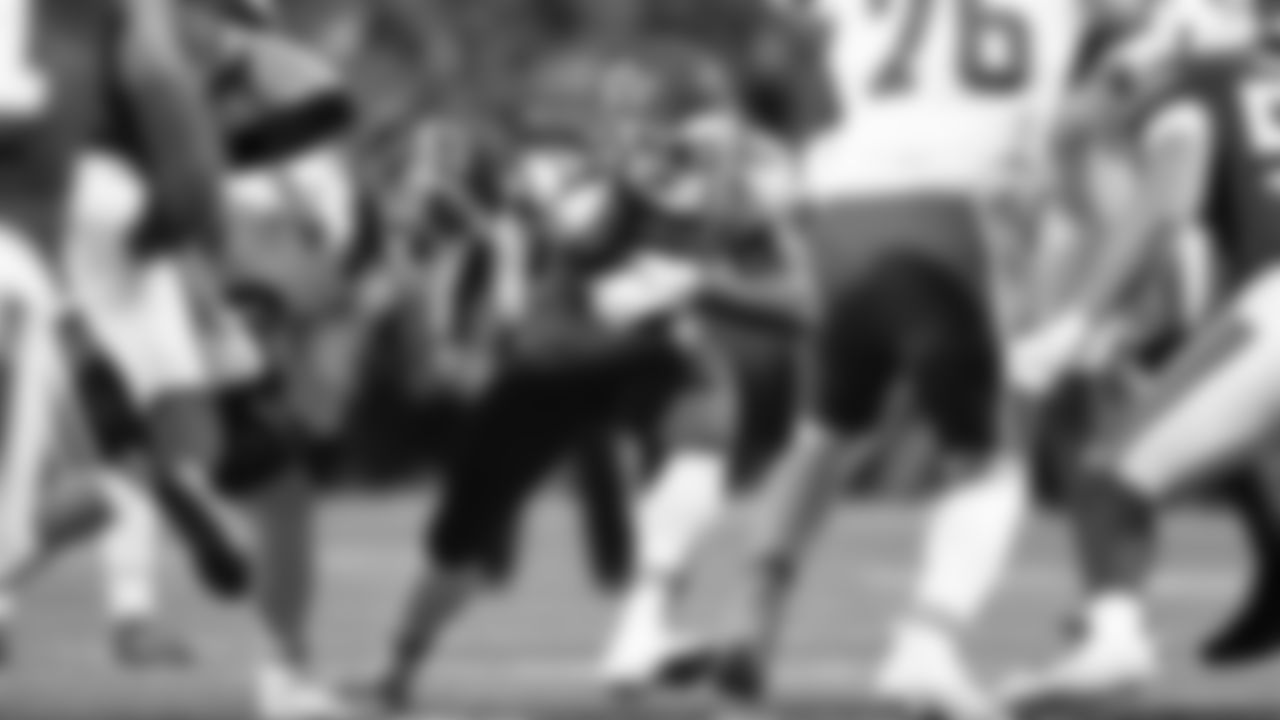 Kansas City Chiefs running back Brashard Smith (24) runs the balll in for a touchdown during a week 9 NFL football game against the Buffalo Bills, Sunday, November 2, 2025 in Buffalo, NY