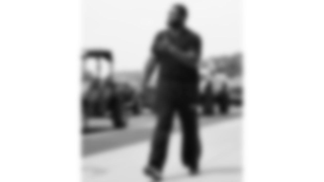 Kansas City Chiefs defensive tackle Zacch Pickens(79) arrives prior to a week 2 NFL Football game against the Philadelphia Eagles Sunday September 14, 2025.