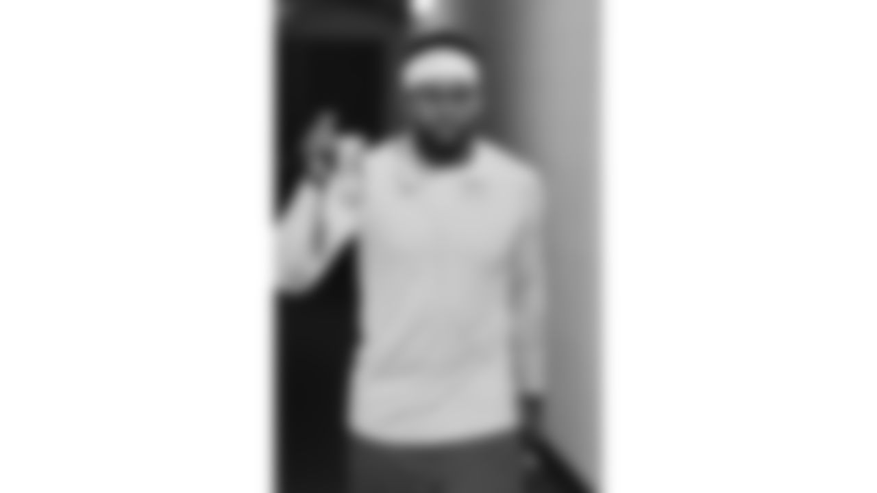 Kansas City Chiefs wide receiver JuJu Smith-Schuster (9) holds an energy drink prior to a week 18 game against the Las Vegas Raiders on Sunday, January 3, 2026.