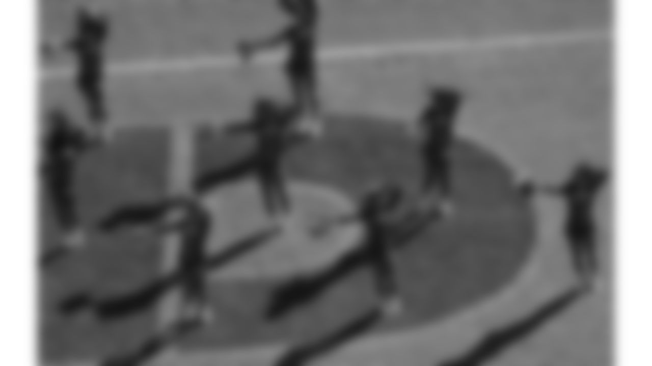 Kansas City Chiefs Cheerleaders during a week 12 NFL football game against the Indianapolis Colts, Sunday, November 23, 2025 in Kansas City, MO.