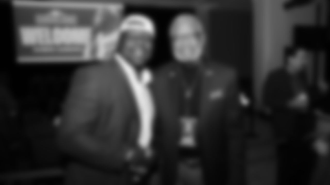 Tamba Hali and Bobby Bell prior to the Week 14 NFL game against the Los Angeles Chargers on Sunday, December 8, 2024.