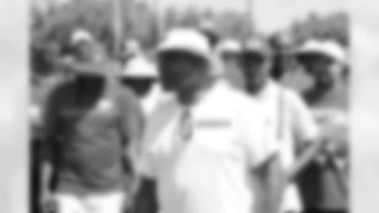 Former Chiefs player Deron Cherry from the Kansas City Ambassadors and Legends group speaks to players after day 6 of training camp practice on Monday, July 28, 2025.