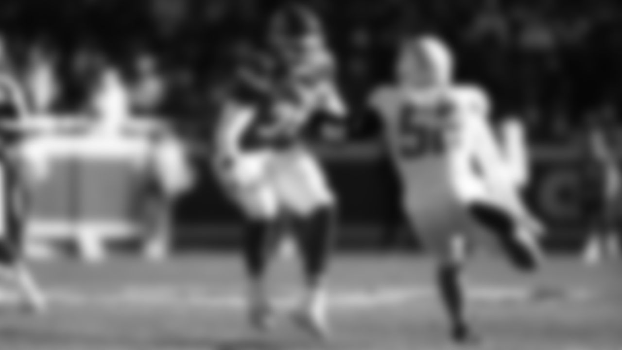 Kansas City Chiefs defensive tackle Zach Picken (79) in position during an NFL week 15 matchup against the Los Angeles Chargers, Sunday December 14, 2025.