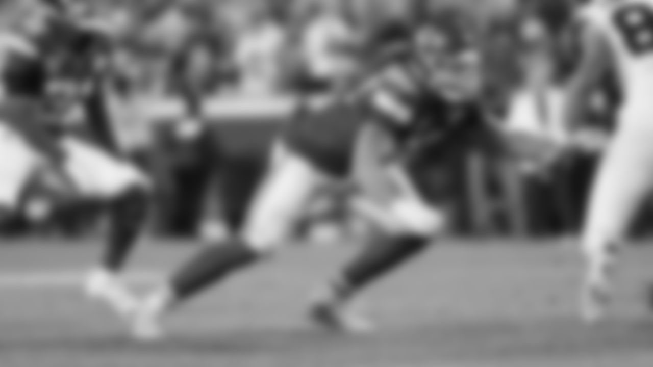 Kansas City Chiefs defensive end Ashton Gillotte (97) in position during an NFL week 17 matchup against the Denver Broncos, Thursday, December 25, 2025.