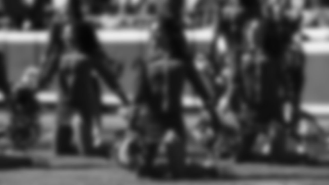 Kansas City Chiefs Cheerleaders during a week 12 NFL football game against the Indianapolis Colts, Sunday, November 23, 2025 in Kansas City, MO.