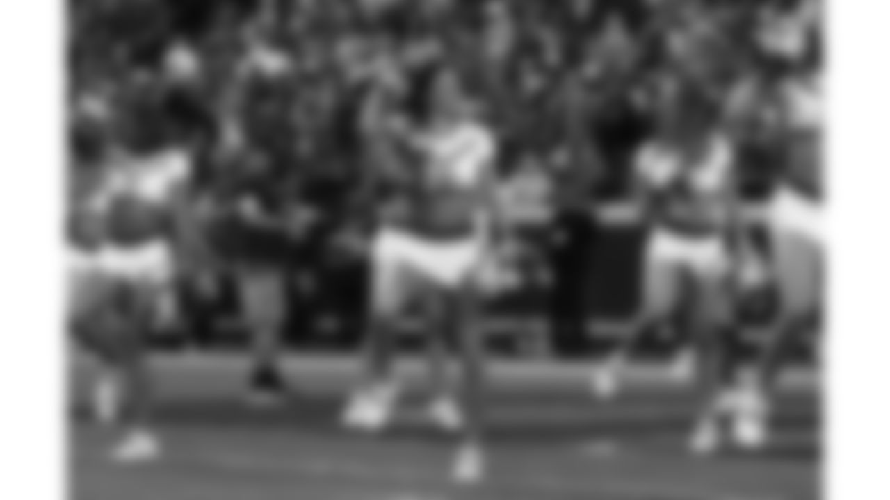 Kansas City Chiefs Cheerleaders during a week 12 NFL football game against the Indianapolis Colts, Sunday, November 23, 2025 in Kansas City, MO.