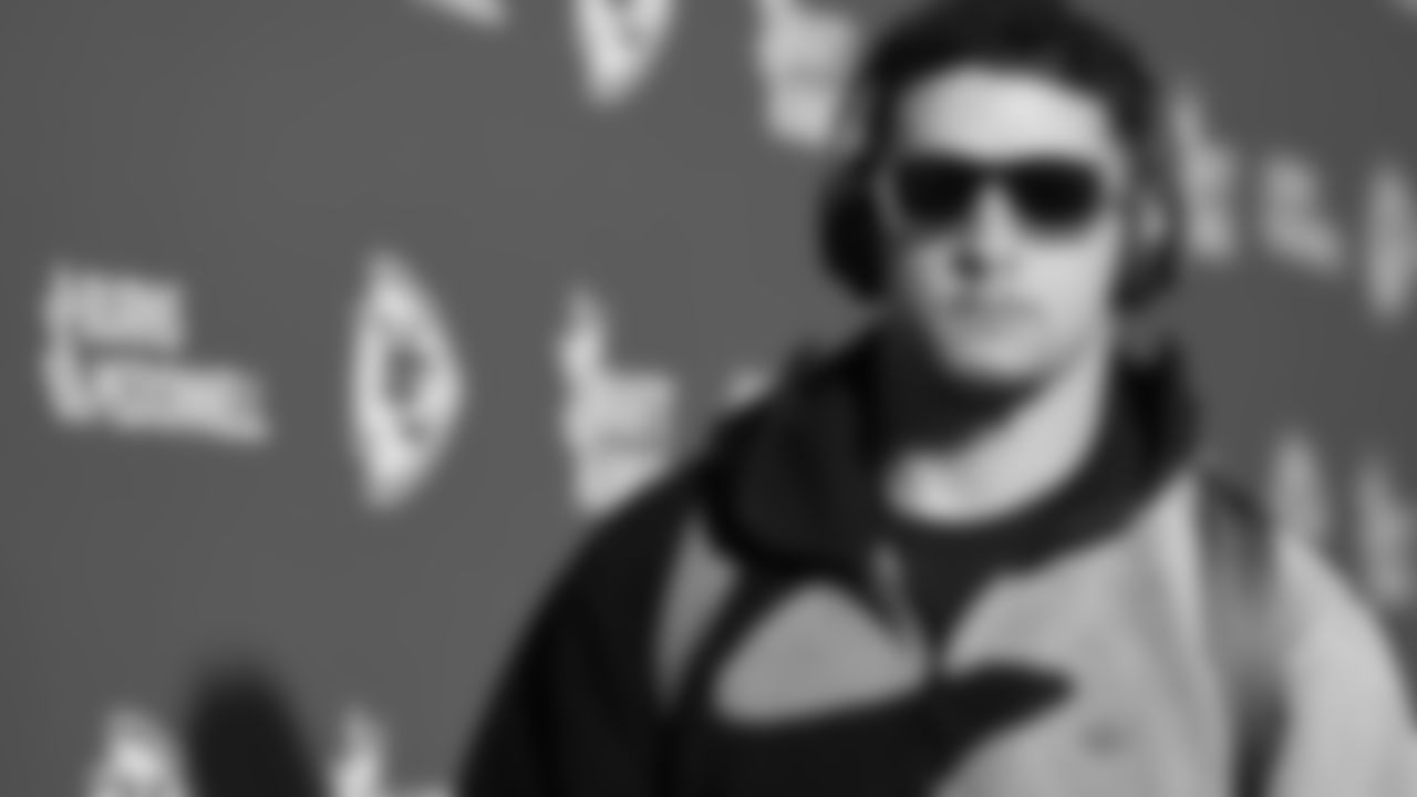 Kansas City Chiefs quarterback Patrick Mahomes (15) arrives prior to an NFL week 14 matchup against the Houston Texans, Sunday December 7, 2025.