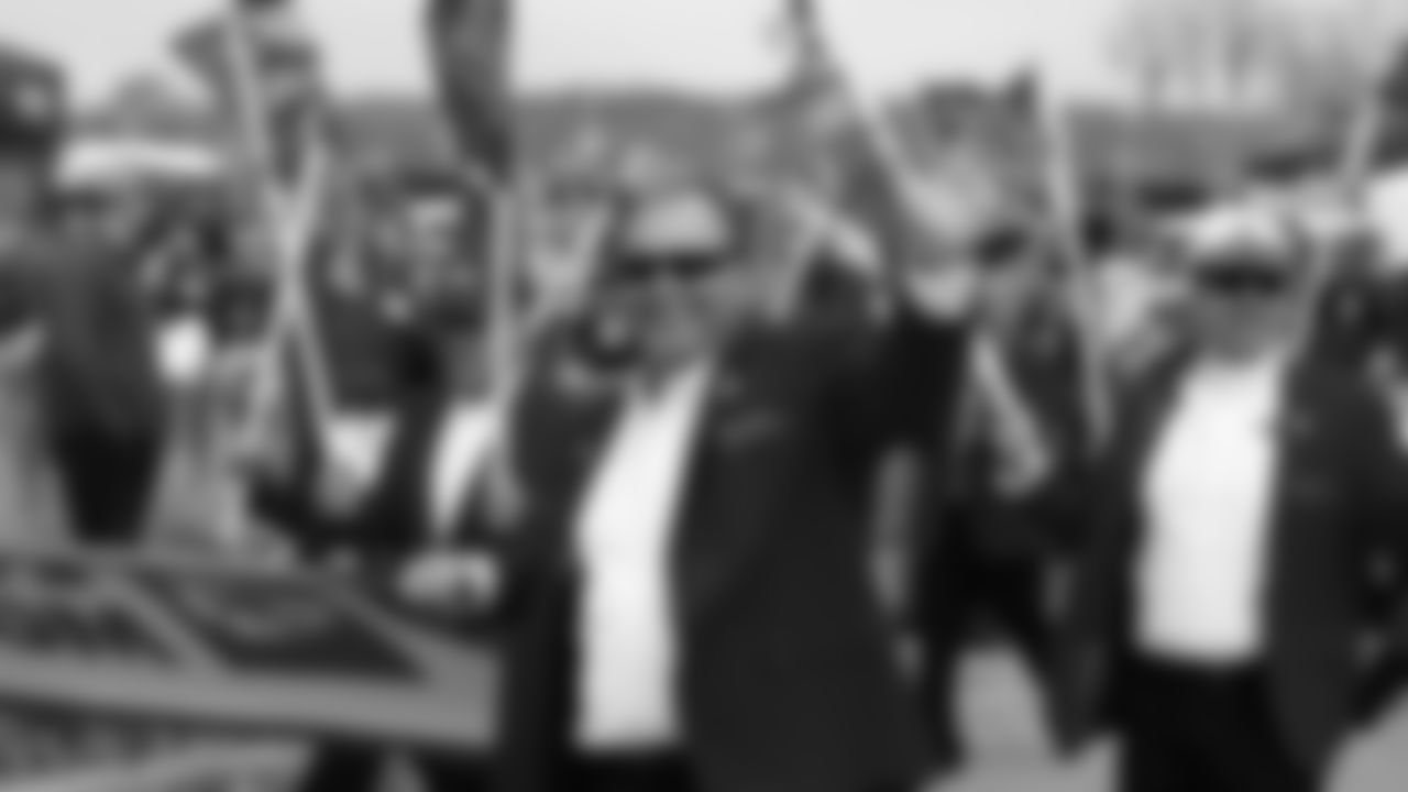 The Red Coaters before a week 12 NFL football game against the Indianapolis Colts, Sunday, November 23, 2025 in Kansas City, MO.