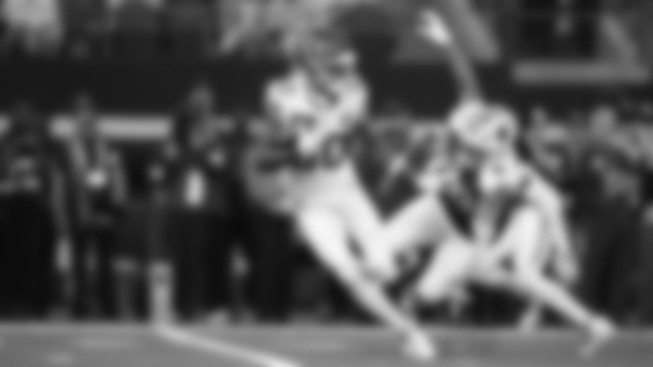 Kansas City Chiefs wide receiver Tyquan Thornton (80) runs back a kick during a week 13 NFL football game against the Dallas Cowboys on Thursday, November 27, 2025 in Arlington, TX.