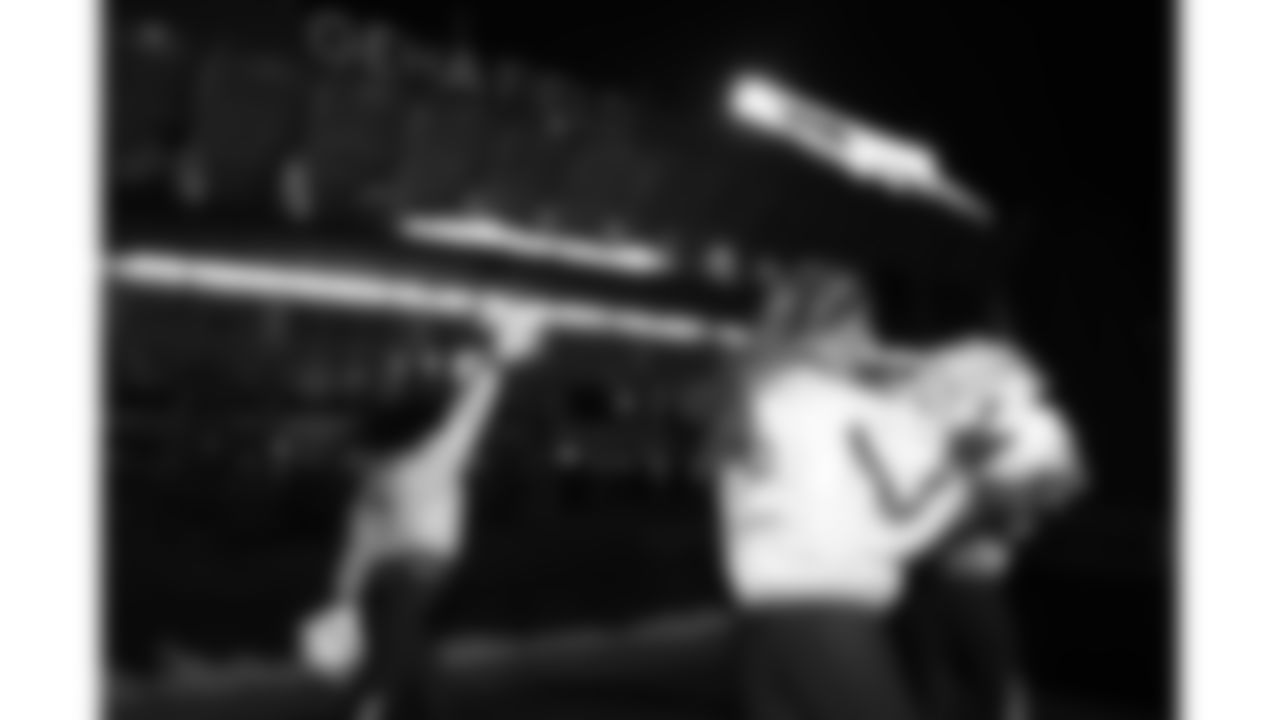 Kansas City Chiefs Cheerleaders at the pregame parade prior to a week 14 NFL Football game against the Houston Texans on Sunday, December 7, 2025 in Kansas City, MO.