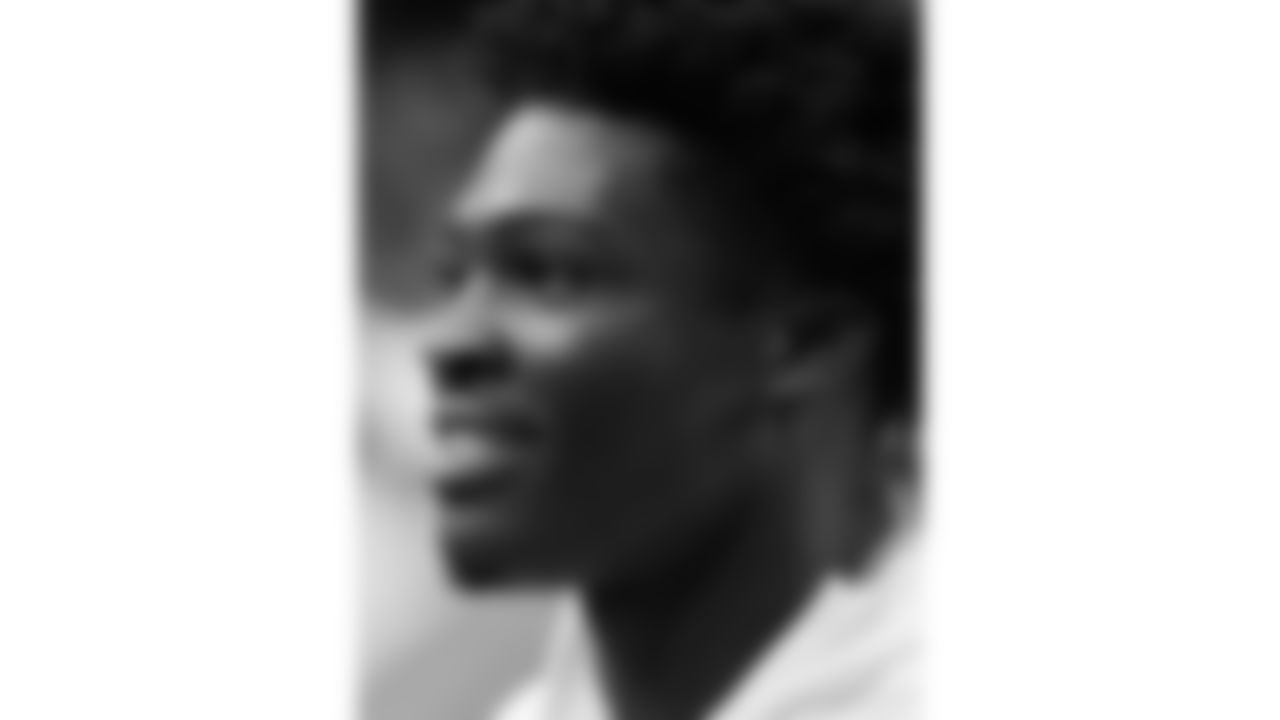 Kansas City Chiefs running back Brashard Smith (24) looks on prior to a week 18 NFL football game against the Las Vegas Raiders, Sunday, January 4, 2026 in Las Vegas, NV.