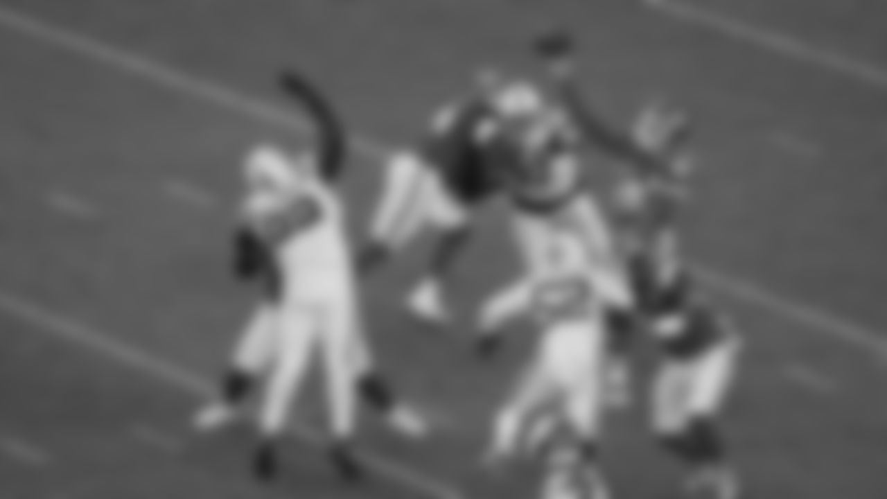 Kansas City Chiefs quarterback Patrick Mahomes (15) throws a pass during a week 12 NFL Football game against the Indianapolis Colts on Sunday, November 23, 2025 in Kansas City, MO