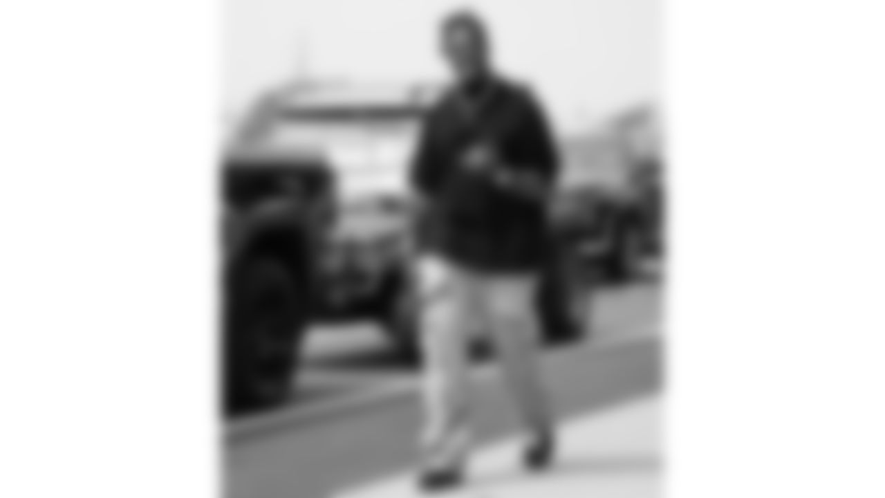 Kansas City Chiefs offensive lineman Wanya Morris (64) arrives prior to a week 2 NFL Football game against the Philadelphia Eagles Sunday September 14, 2025.