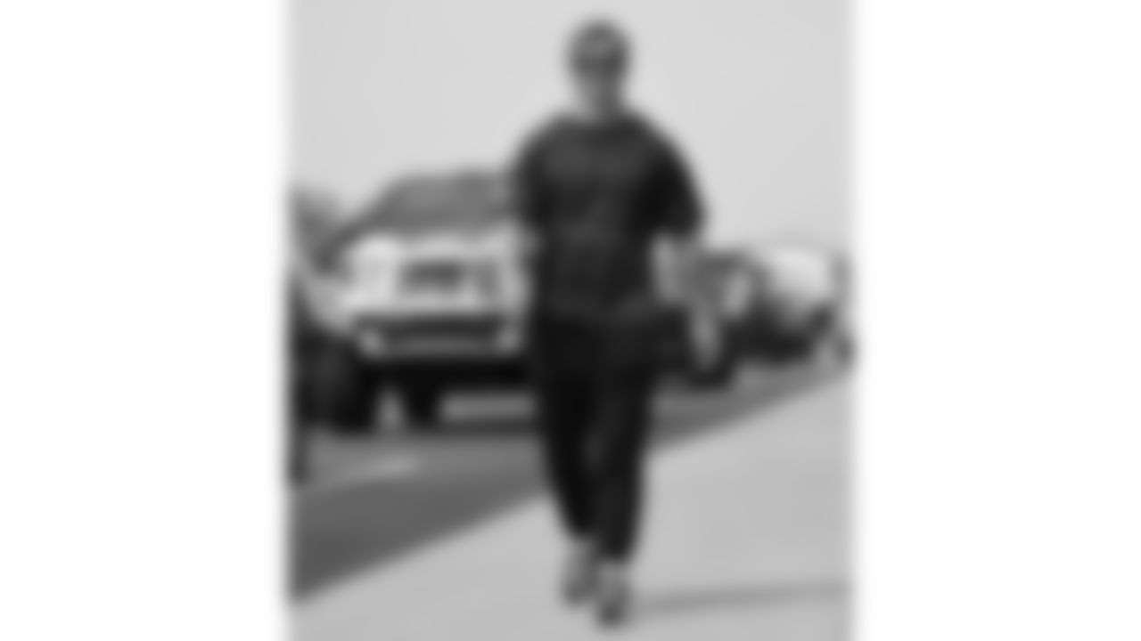 Kansas City Chiefs defensive end Ethan Downs (40) arrives prior to a week 2 NFL Football game against the Philadelphia Eagles Sunday September 14, 2025.