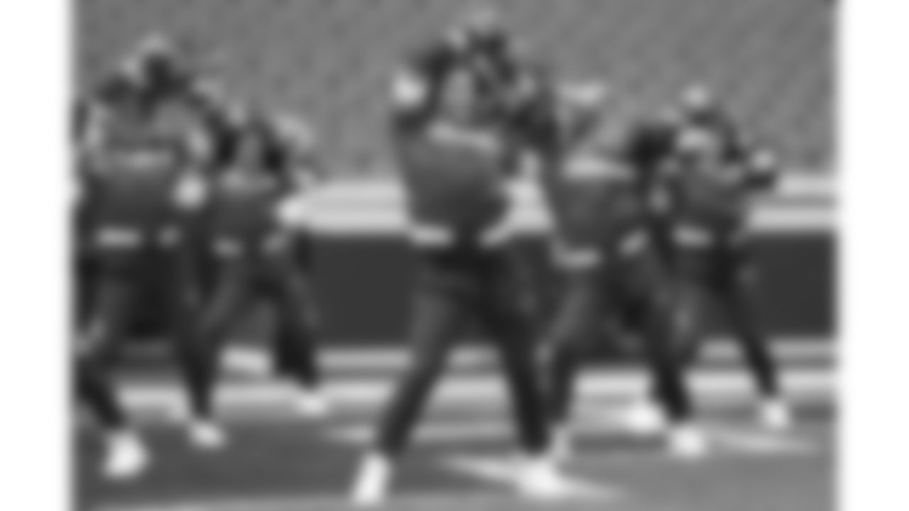Kansas City Chiefs Cheerleaders practice on the field prior to a week 14 NFL Football game against the Houston Texans on Sunday, December 7, 2025 in Kansas City, MO.
