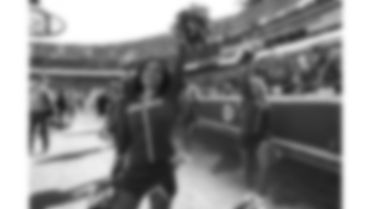 A Kansas City Chiefs Cheerleader during a week 12 NFL football game against the Indianapolis Colts, Sunday, November 23, 2025 in Kansas City, MO.