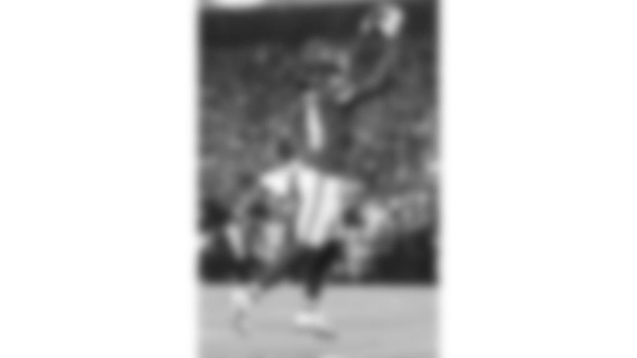 Kansas City Chiefs wide receiver Rashee Rice (4) during the week 11 NFL football game against the Philadelphia Eagles, November 20, 2023 in Kansas City.