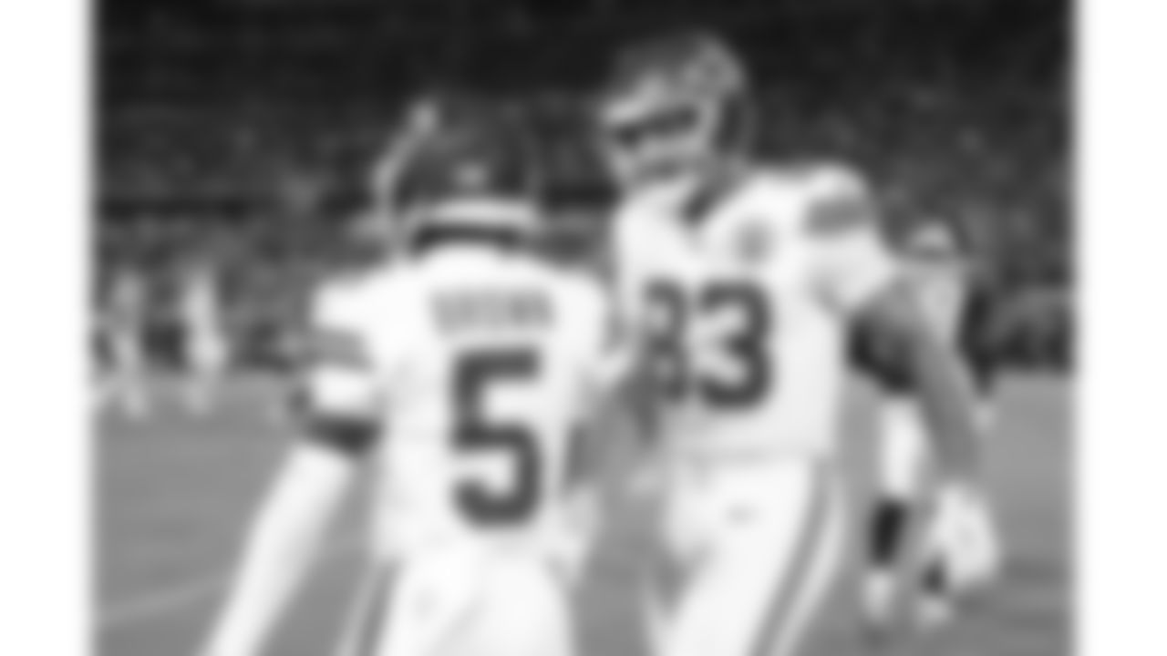 Kansas City Chiefs wide receiver Hollywood Brown (5) and tight end Noah Gray (83) high five on the sideline during the week 5 NFL football game against the Jacksonville Jaguars, Monday, October 6, 2025 in Jacksonville, FL.