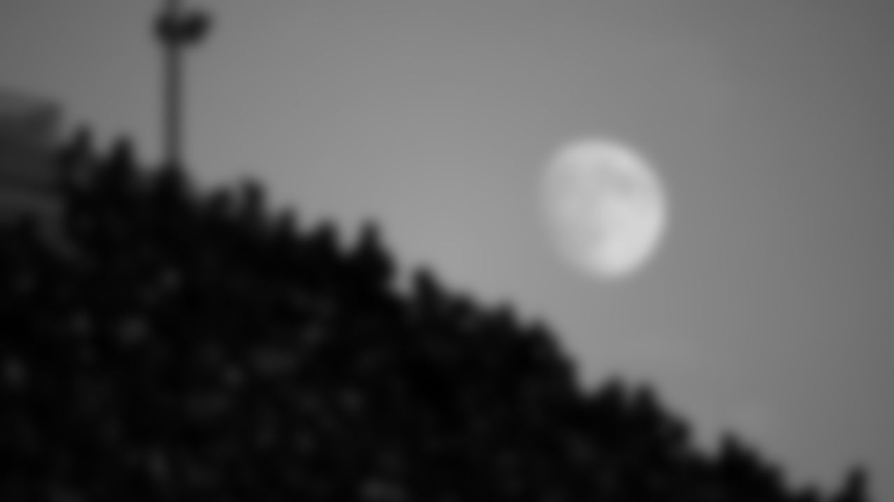 The moon during a week 9 NFL football game against the Buffalo Bills, Sunday, November 2, 2025 in Buffalo, NY