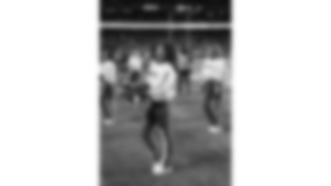 Kansas City Chiefs Cheerleaders during a week 14 NFL Football game against the Houston Texans on Sunday, December 7, 2025 in Kansas City, MO.