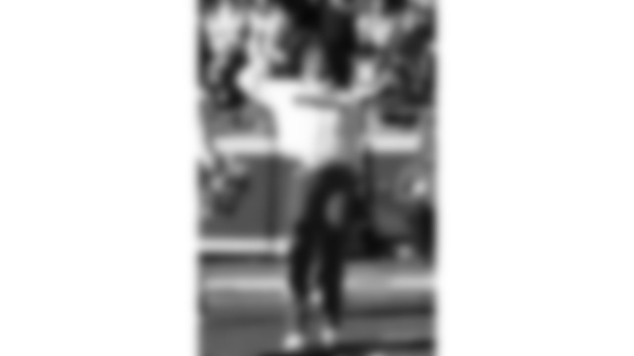 Kansas City Chiefs Cheerleaders perform during a week 15 NFL Football game against the Los Angeles Chargers on Sunday, December 14, 2025 in Kansas City, MO.