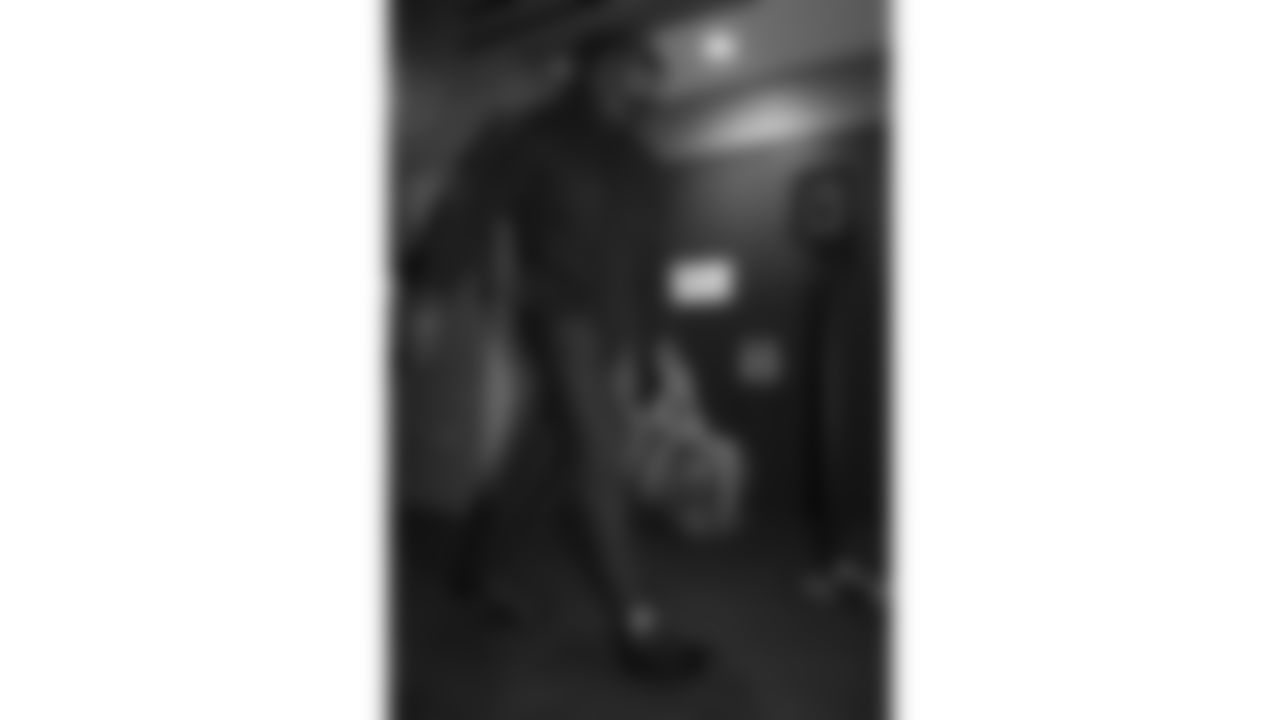 Kansas City Chiefs defensive tackle Chris Jones (95) arrives prior to a week 13 NFL football game against the Dallas Cowboys on Thursday, November 27, 2025 in Arlington, TX.