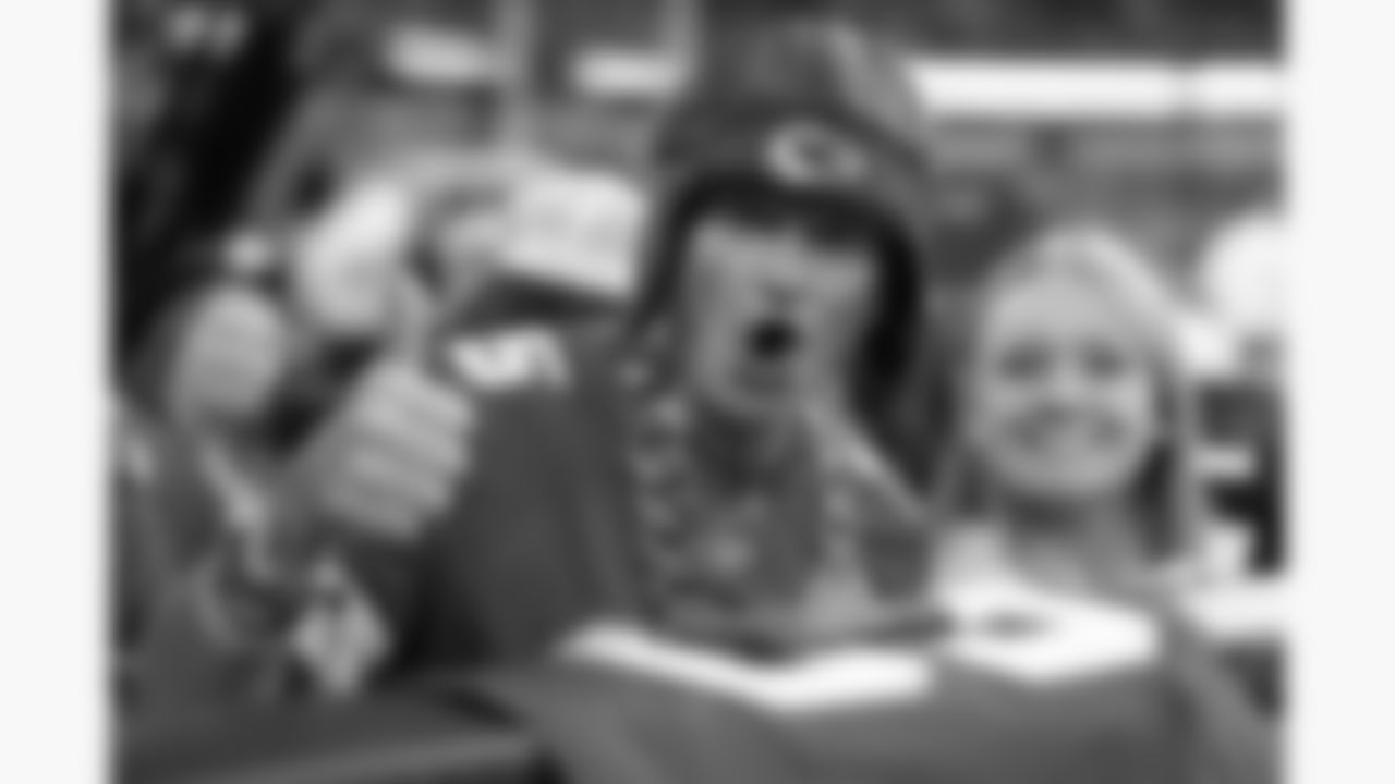 A Kansas City Chiefs fan prior to a week 13 NFL Football game against the Dallas Cowboys on Thursday, November 27, 2025 in Dallas, Texas.