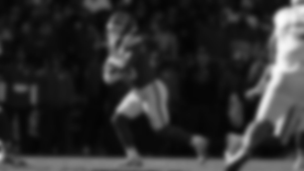 Kansas City Chiefs running back Isiah Pacheco (10) runs the ball during an NFL week 15 matchup against the Los Angeles Chargers, Sunday December 14, 2025.