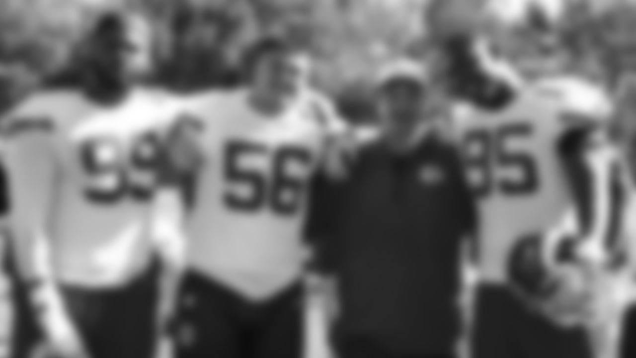 Kansas City Chiefs defensive tackle Jerry Tillery (99), defensive end George Karlaftis (56), Defensive Line Coach Joe Cullen and defensive tackle Chris Jones (95) during practice on Thursday, October 16, 2025 in Kansas City, MO.