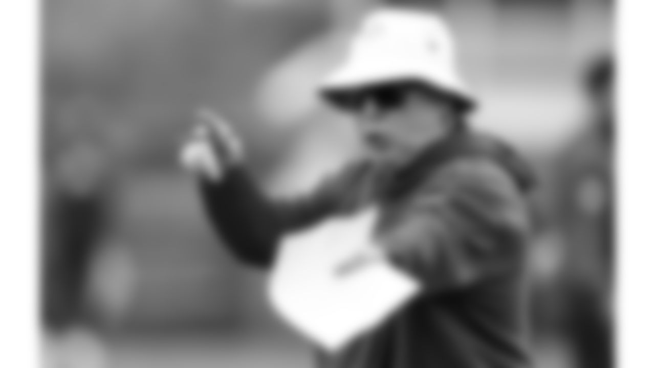 Kansas City Chiefs Tight Ends Coach Tom Melvin during phase 3 of OTAs on Thursday, May 29, 2025 in Kansas City, MO.