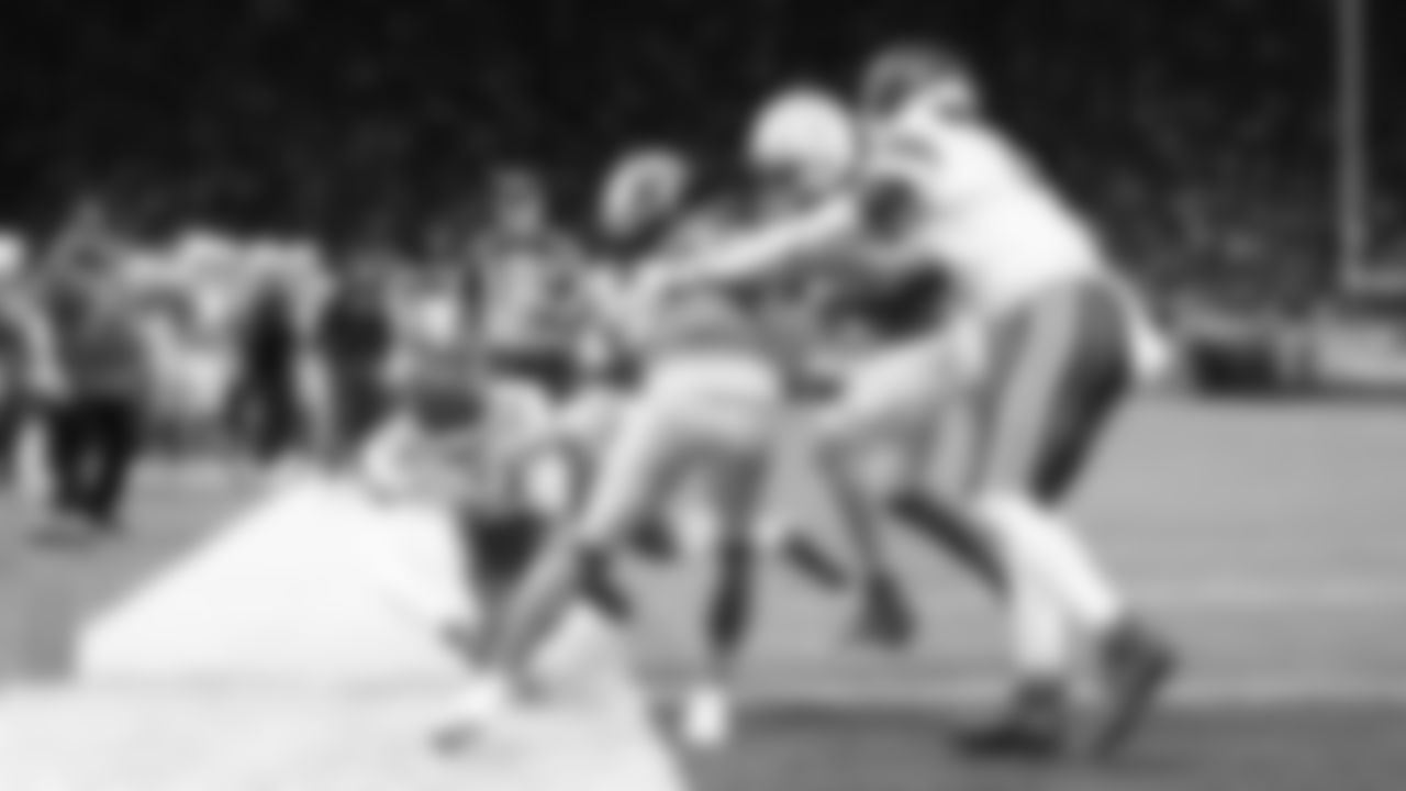 Kansas City Chiefs quarterback Patrick Mahomes (15) leaps toward the pylon for a touchdown during a week 1 NFL football game against the Los Angeles Chargers at Arena Corinthians in São Paulo, Brazil on September 5, 2025.