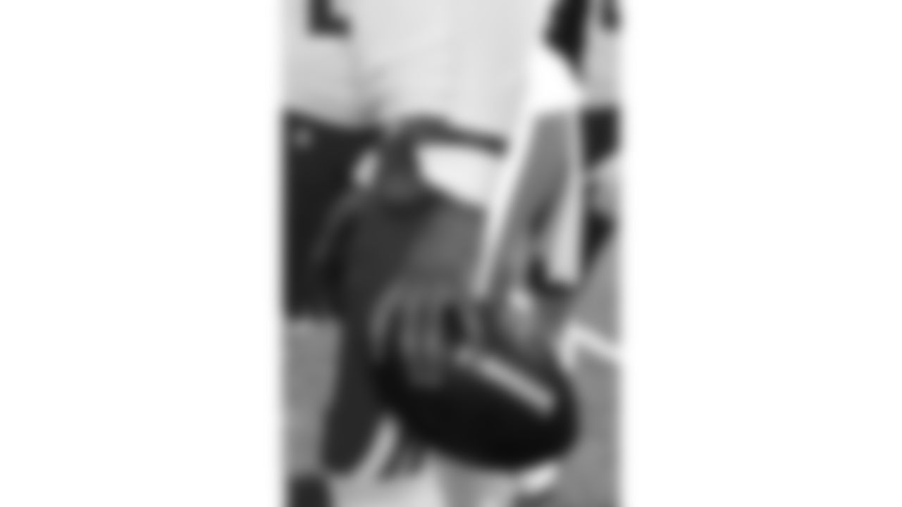 Kansas City Chiefs safety Bryan Cook (6) holds a ball in the huddle prior to a week 16 NFL Football game against the Tennessee Titans on Sunday, December 21, 2025 in Nashville, Tennessee.