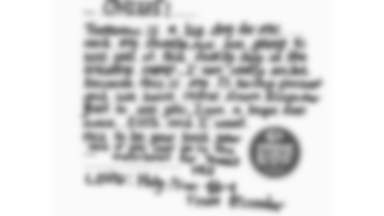 photos_good-luck-letters_12_081825