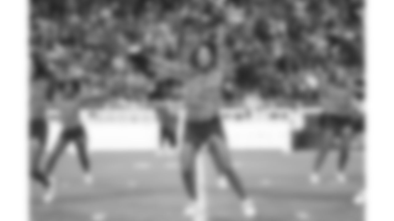 A Kansas City Chiefs Cheerleader before a week 8 NFL football game against the Washington Commanders, Monday, October 27, 2025, in Kansas City, MO.