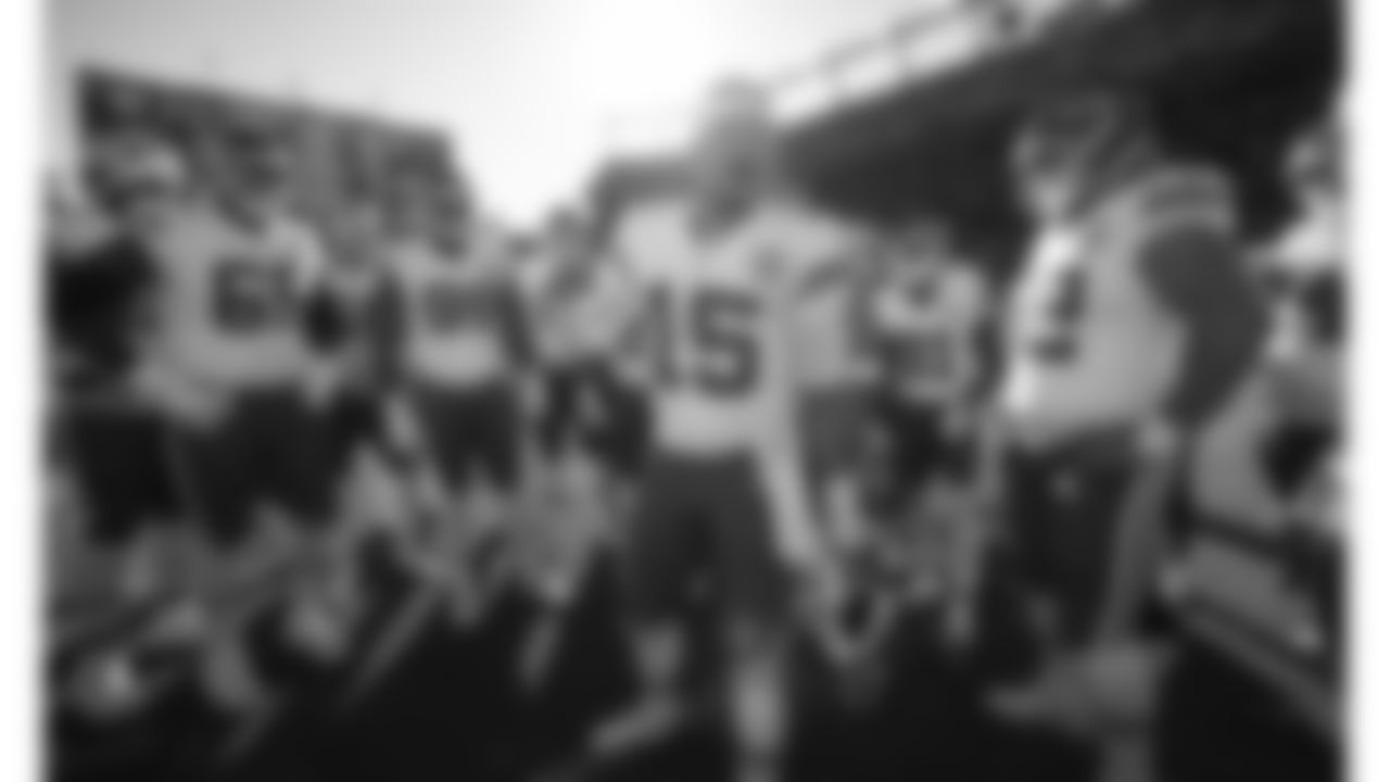 Kansas City Chiefs quarterback Patrick Mahomes (15) in the huddle prior to a week 11 NFL Football game against the Denver Broncos on Sunday, November 16, 2025 in Denver, Colorado.