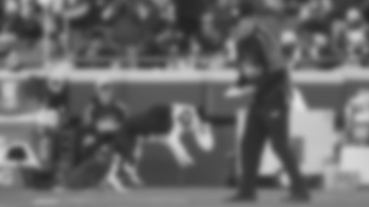 Kansas City Disc Dogs during an NFL week 15 matchup against the Los Angeles Chargers, Sunday December 14, 2025.