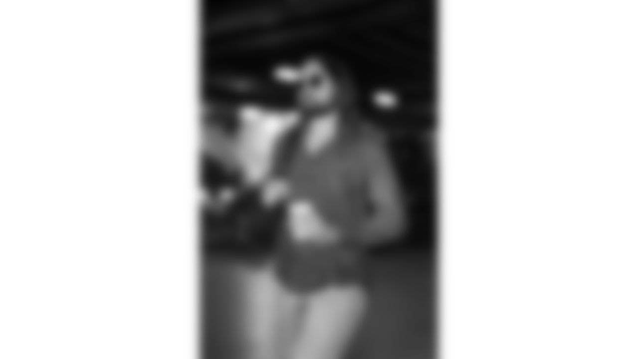 Kansas City Chiefs quarterback Gardner Minshew (17) arrives prior to a week 11 NFL Football game against the Denver Broncos on Sunday, November 16, 2025 in Denver, Colorado.