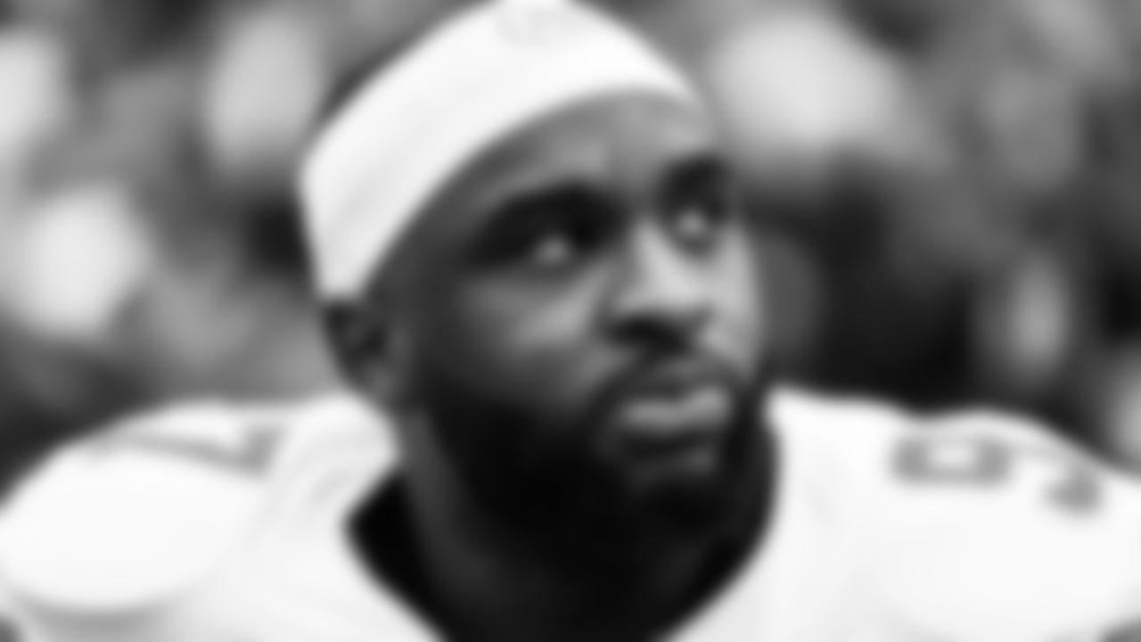 Kansas City Chiefs defensive end Felix Anudike-Uzomah (97) prior to the NFL Week 15 matchup against the New England Patriots on December 17, 2023.