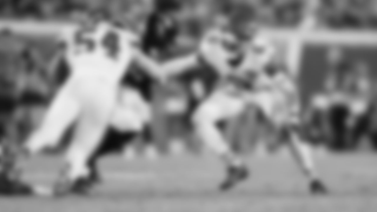 Kansas City Chiefs safety Bryan Cook (6) makes a tackle during a week 5 NFL football game against the Jacksonville Jaguars, Monday, October 6, 2025, in Jacksonville, FL.