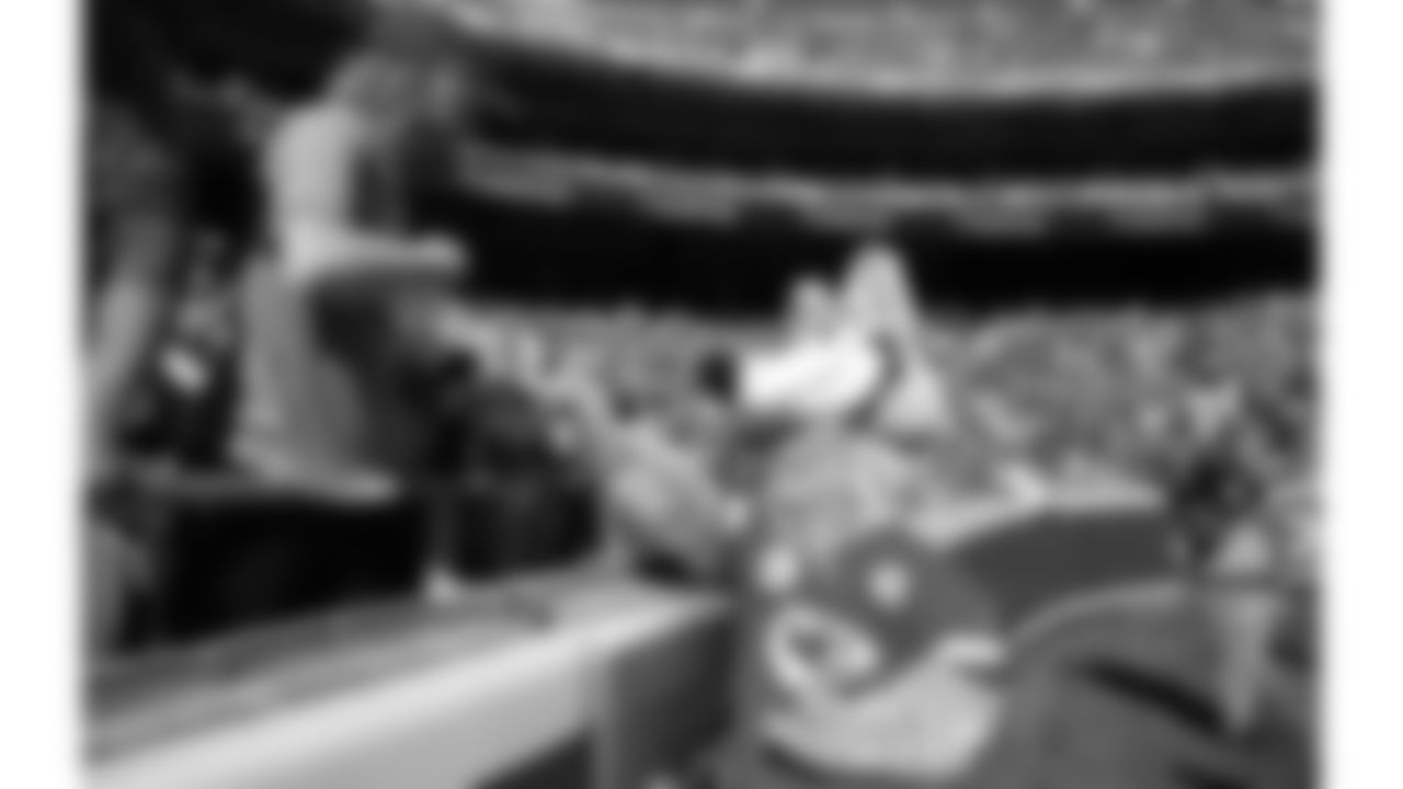 KC Wolf interacts with fans during a week 7 NFL Football game against the Las Vegas Raiders on Sunday, October 19, 2025.