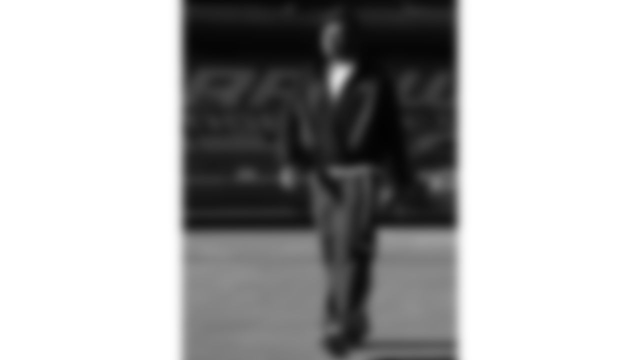 Kansas City Chiefs tight end Tre Watson (49) arrives prior to an NFL week 15 matchup against the Los Angeles Chargers, Sunday December 14, 2025.