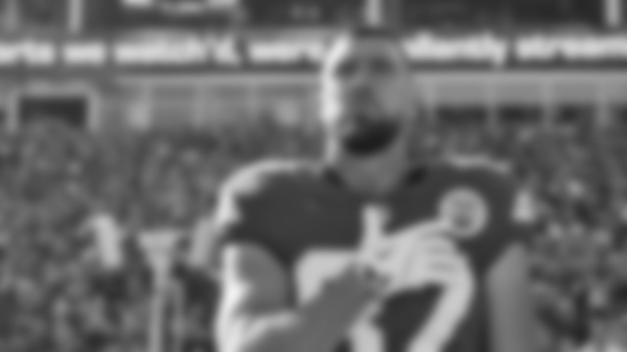 Kansas City Chiefs tight end Travis Kelce (87) during National Anthem prior to a week 12 NFL Football game against the Indianapolis Colts on Sunday, November 23, 2025 in Kansas City, MO