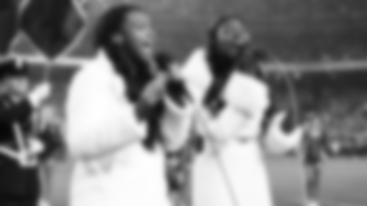 Brianna Yancey and Mikaela Ayira sing the National Anthem prior to an NFL week 17 matchup against the Denver Broncos, Thursday, December 25, 2025.