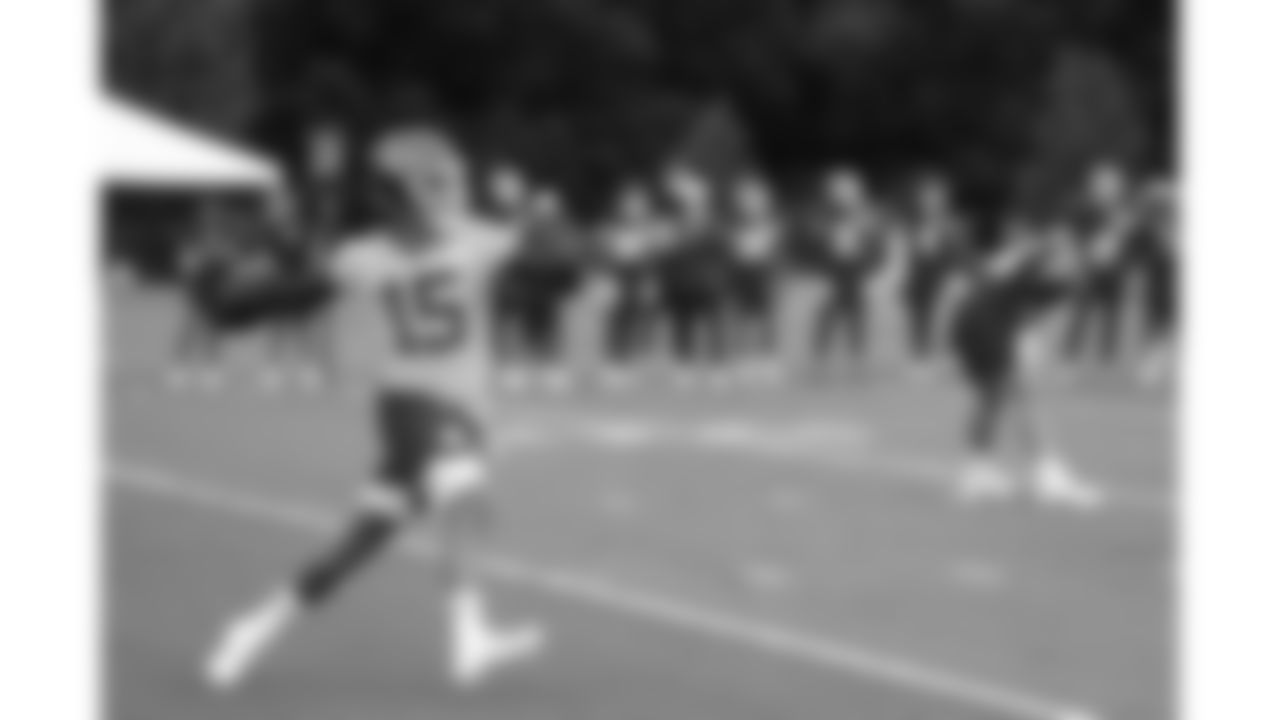 Kansas City Chiefs quarterback Patrick Mahomes (15) throws during day 4 of training camp practice on Friday, July 25, 2025.