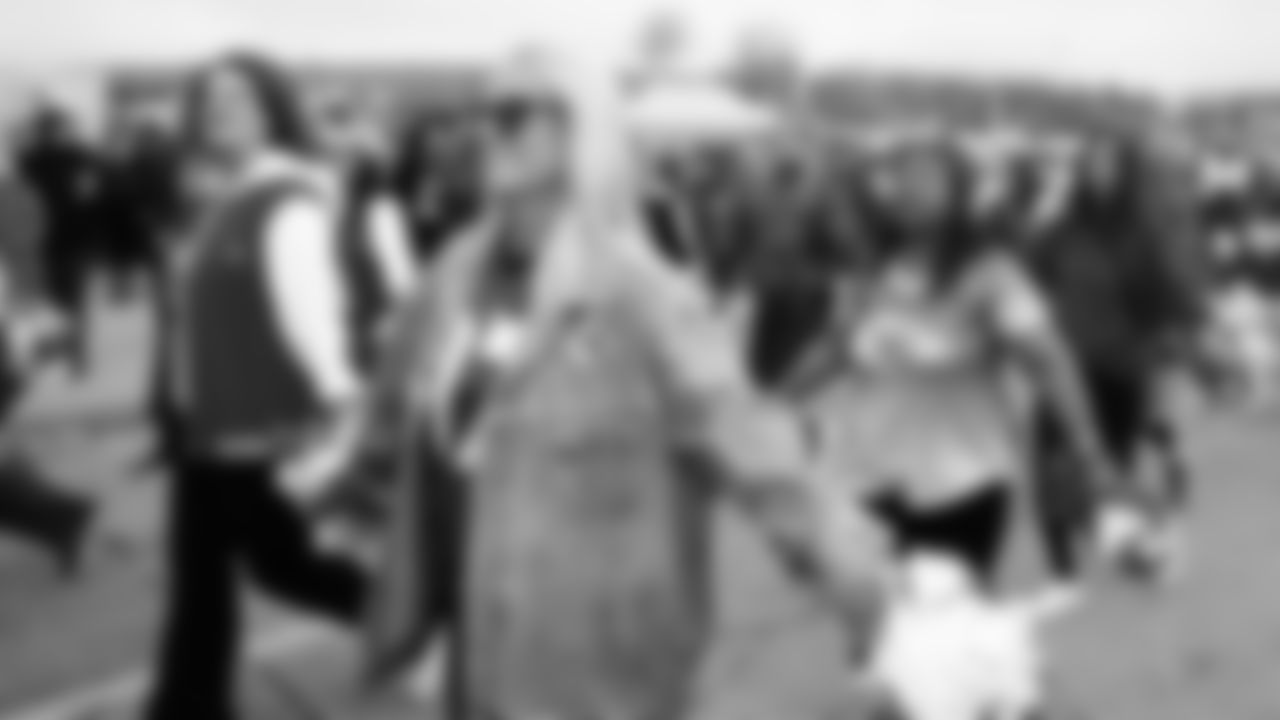 Kansas City Chiefs Alumni Cheerleaders in the pregame parade prior to a week 12 NFL Football game against the Indianapolis Colts on Sunday, November 23, 2025 in Kansas City, MO.