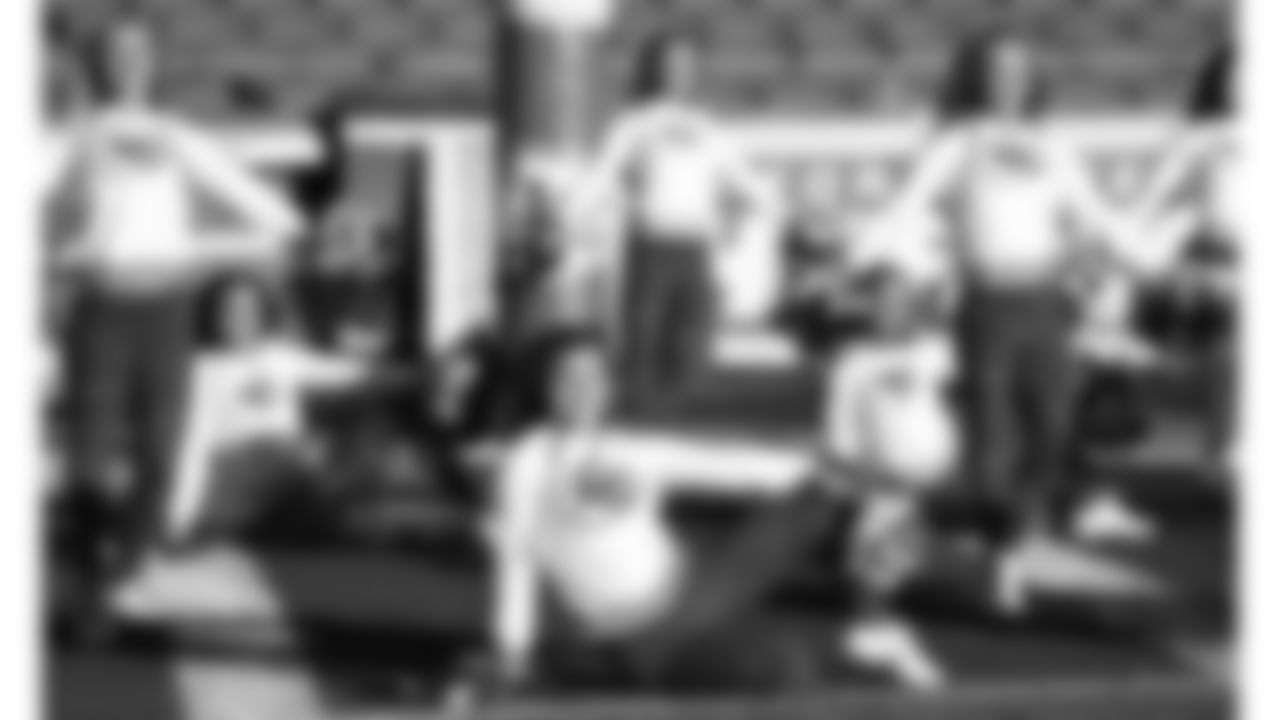 Kansas City Chiefs Cheerleaders before a week 7 NFL Football game against the Las Vegas Raiders on Sunday, October 19, 2025.