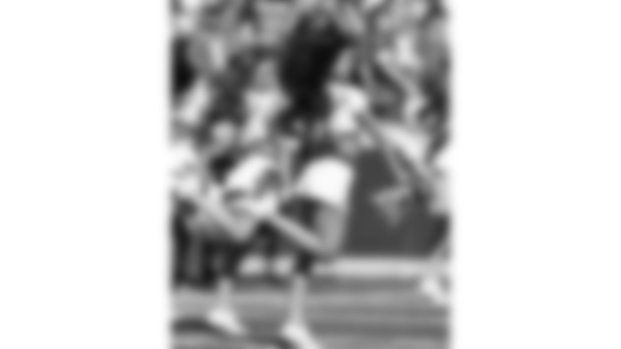 The Kansas City Chiefs Cheerleaders perform during a week 7 NFL Football game against the Las Vegas Raiders on Sunday, October 19, 2025.