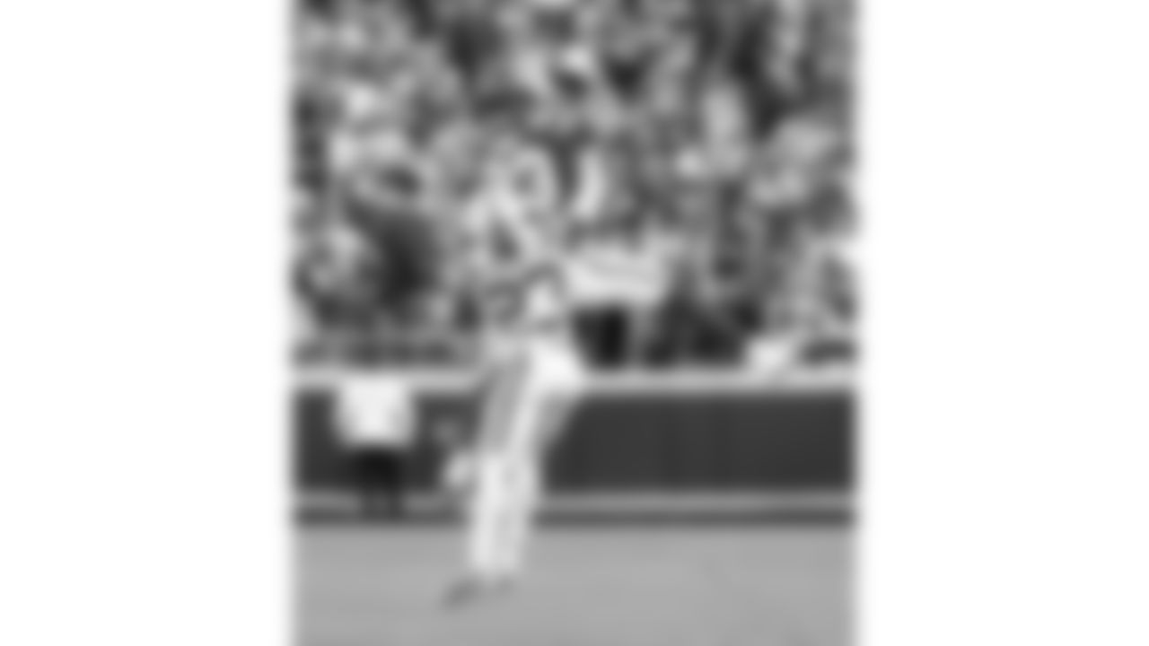 Kansas City Chiefs tight end Noah Gray (83) catches the ball over Indianapolis Colts cornerback Kenny Moore II (23) during a week 12 NFL football game, Sunday, November 23, 2025 in Kansas City, MO.