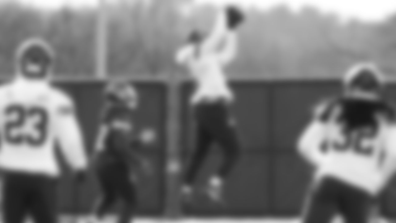 Kansas City Chiefs safety Bryan Cook (6) during week 14 practice on Friday December 5, 2025 in Kansas City, MO.