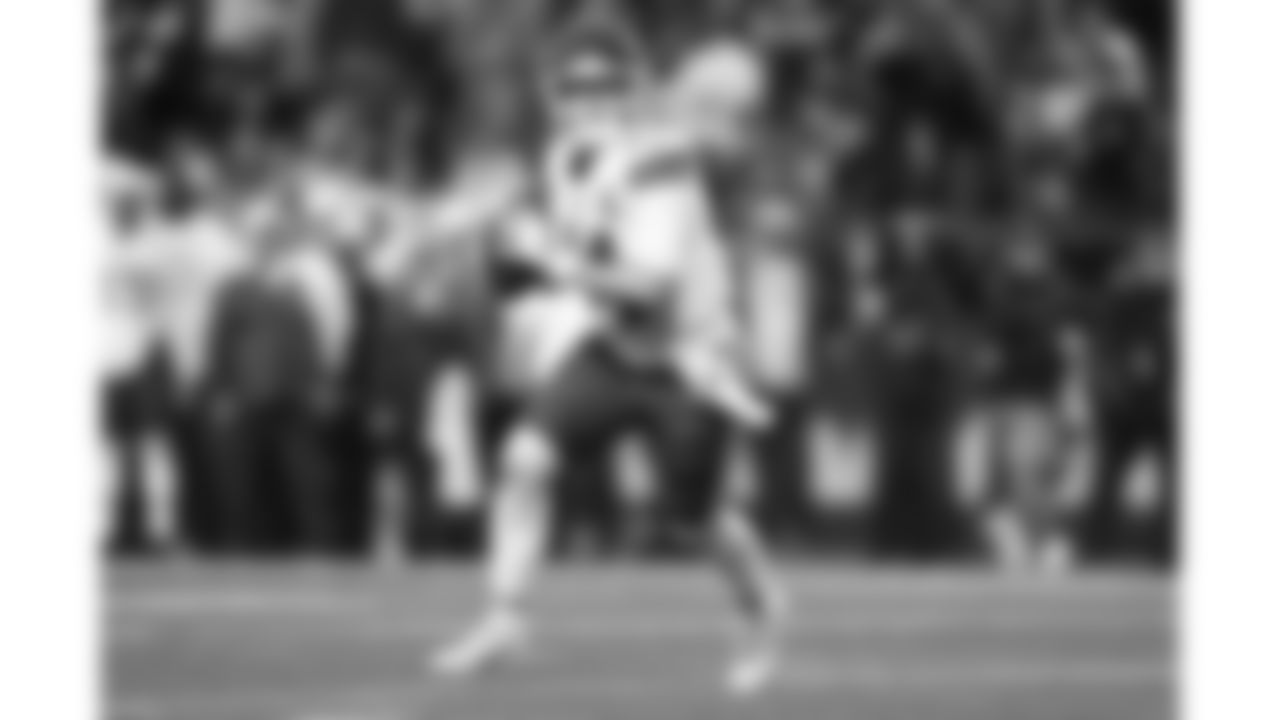 Kansas City Chiefs quarterback Bailey Zappe (14) looks to pass during a preseason week 2 NFL football game against the Seattle Seahawks, Friday, August 15, 2025 in Seattle, WA.